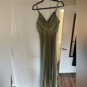 Elegant Olive Green Pleated Dress